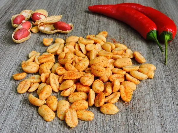 Roasted Lemon & Chili Peanuts